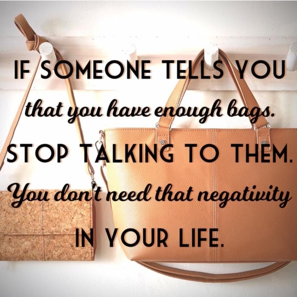 BOOKMARK MY CLOSET - Picture 8 of 8